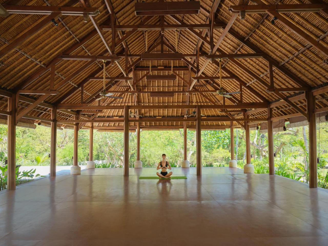 Mimpi Resort Menjangan Banyuwedang Exterior foto